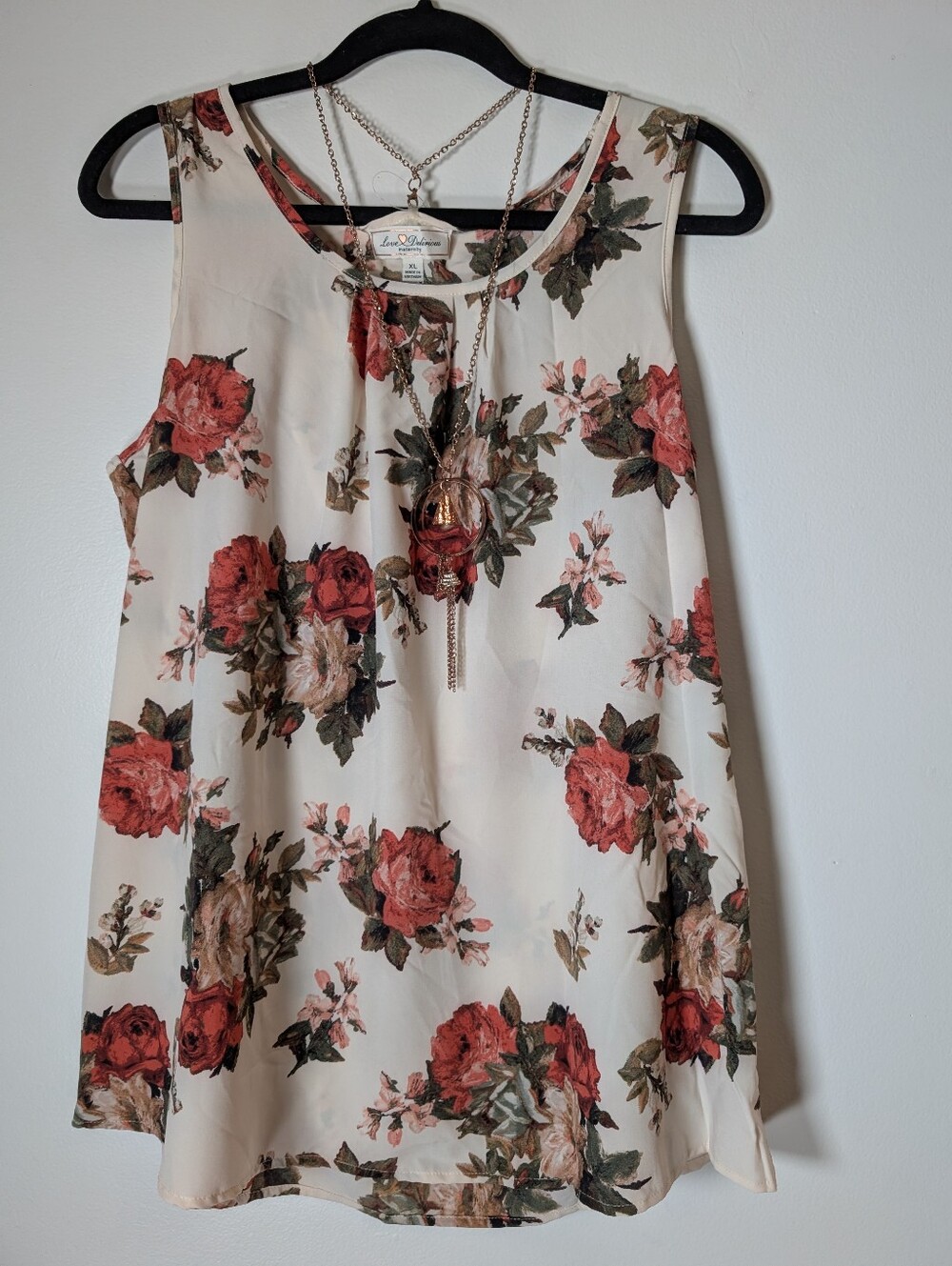 Love Delirious Cream Floral Sleeveless Camisole with Red Rose Print Maternity Xl